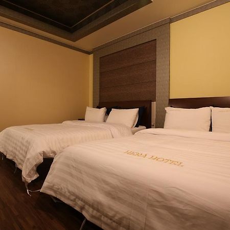 Hera Motel Daejeon Exterior foto